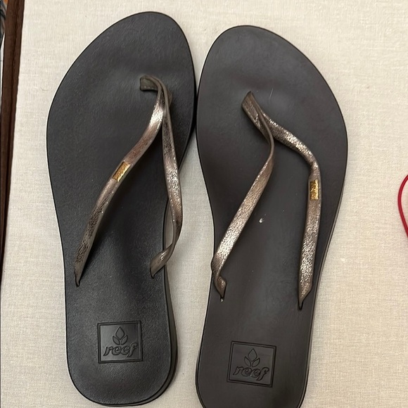 Reef Women's Pewter Slim Sandals Flip Flop - Picture 1 of 4